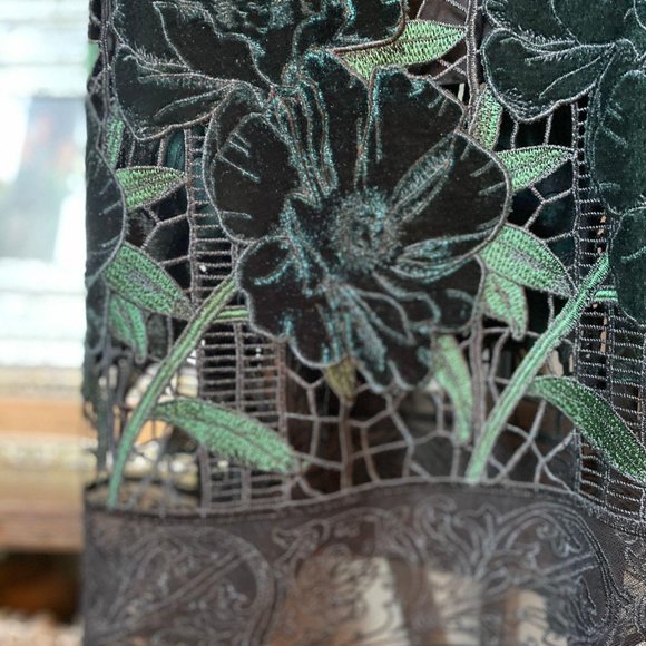 (Sold) Marchesa Notte Velvet Guipure Cocktail Dres - Picture 7 of 12